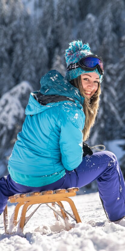slittare inverno neve donna felice sorriso  | © Ph. Alice Russolo
